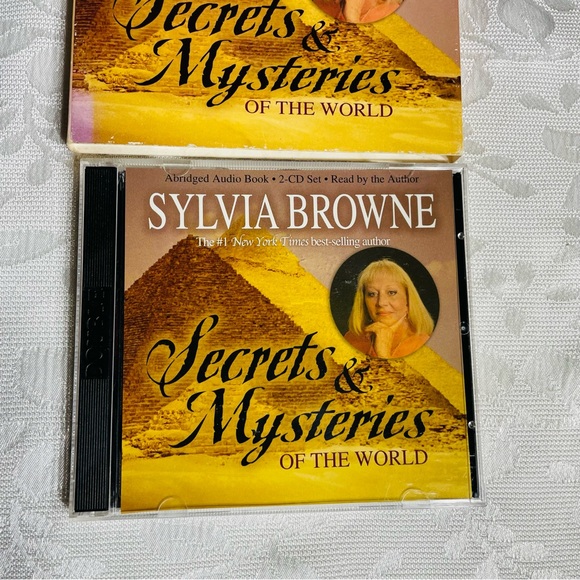 Sylvia Browne 2 cd Secrets and Mysteries of the World Book audiobook - Picture 3 of 8